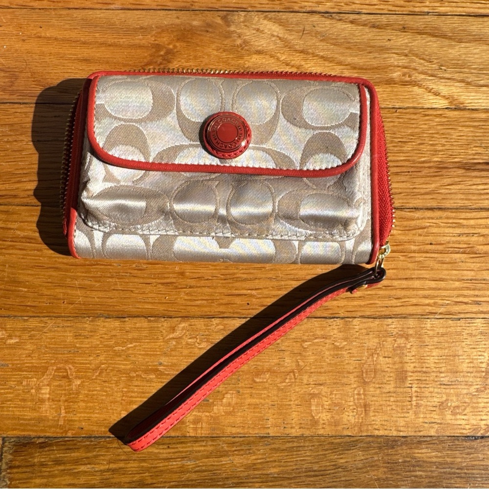Coach Ashley Signature Universal Zip Wristlet Red Wallet/COACH/wristlet/wallet